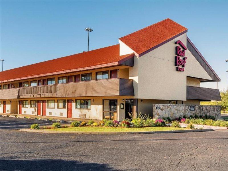 Travelodge By Wyndham Peoria Exterior photo