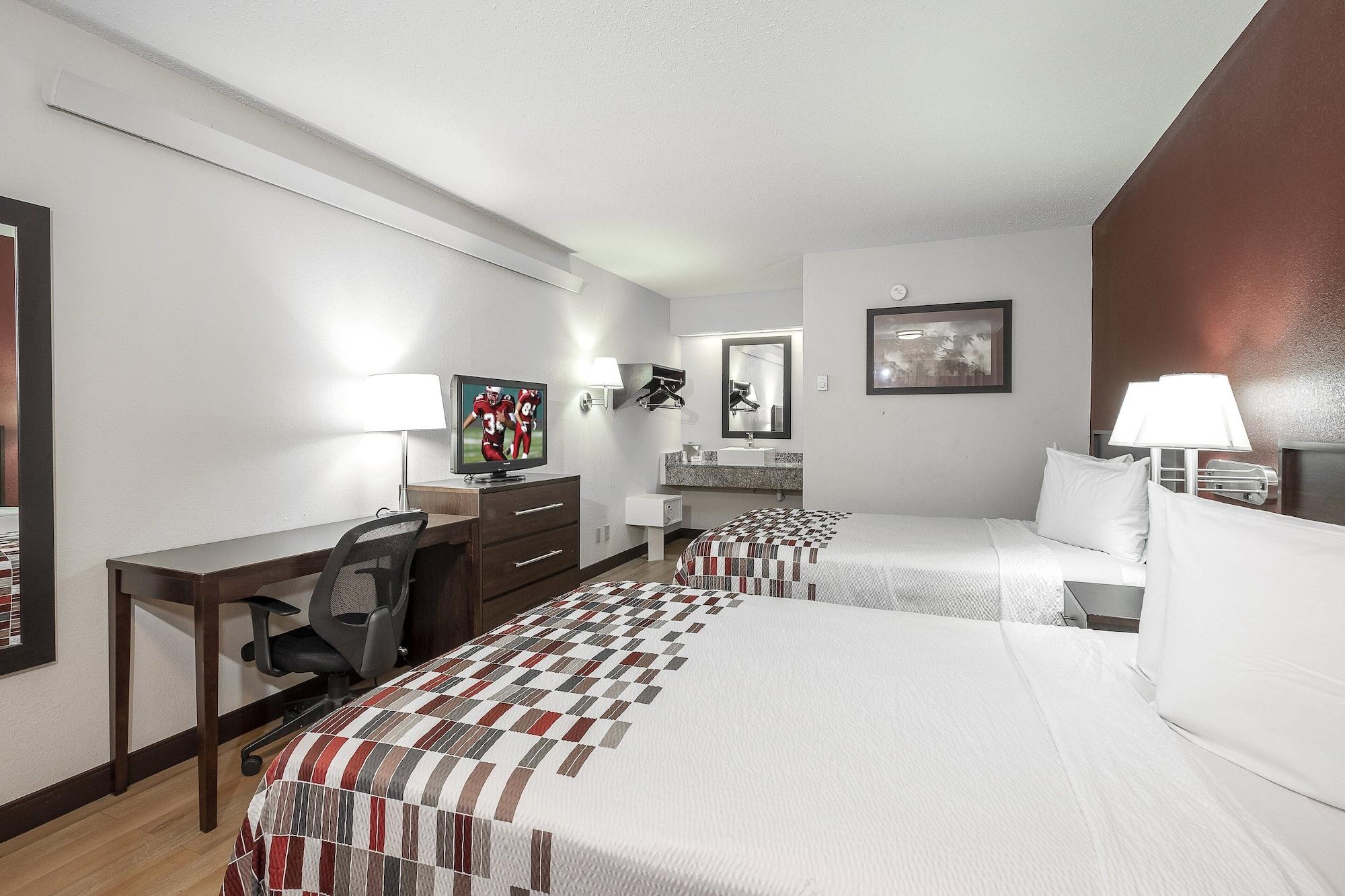 Travelodge By Wyndham Peoria Exterior photo