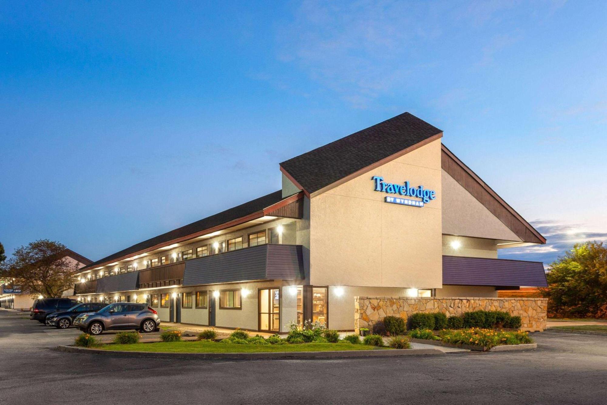 Travelodge By Wyndham Peoria Exterior photo