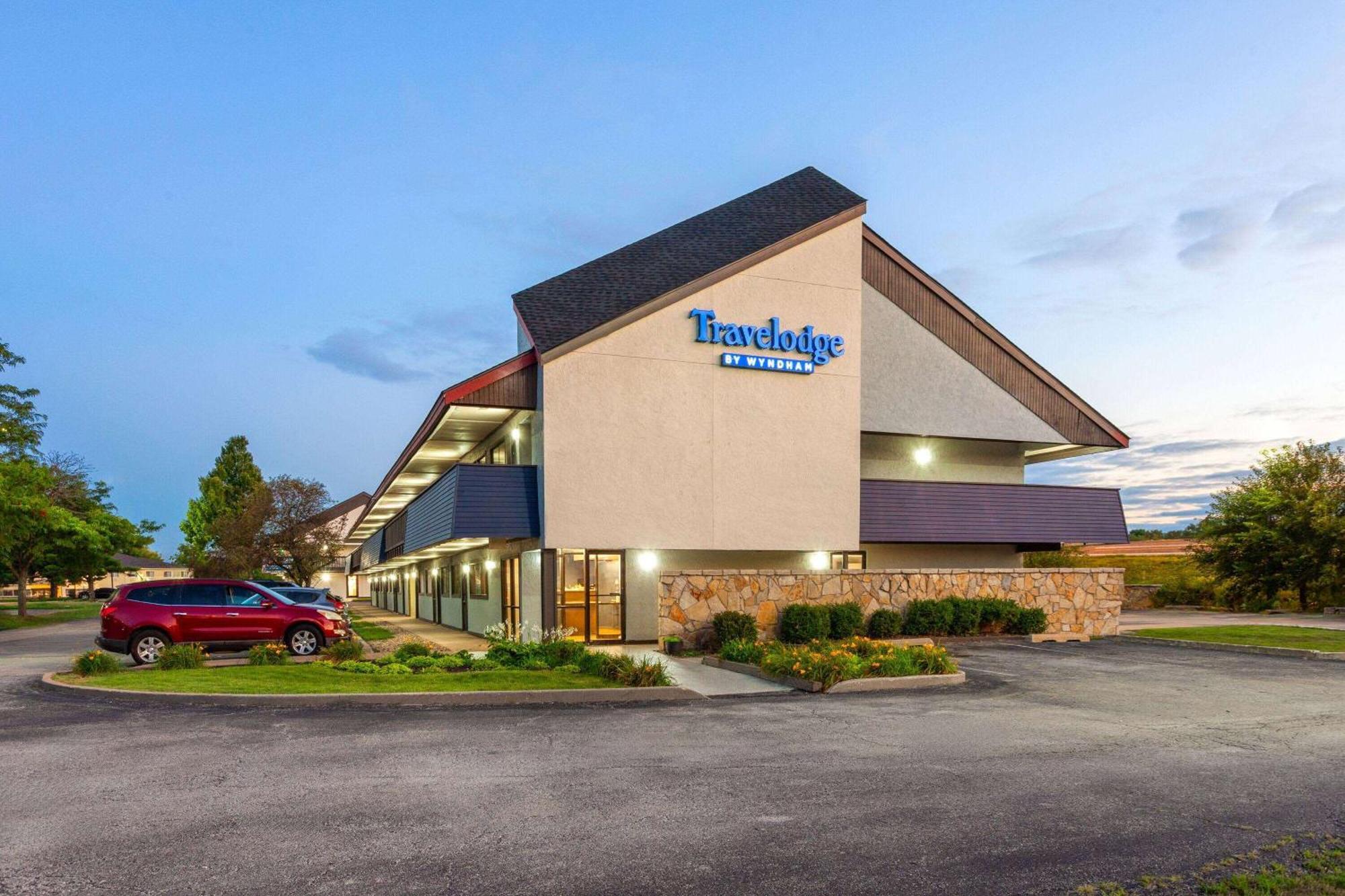 Travelodge By Wyndham Peoria Exterior photo