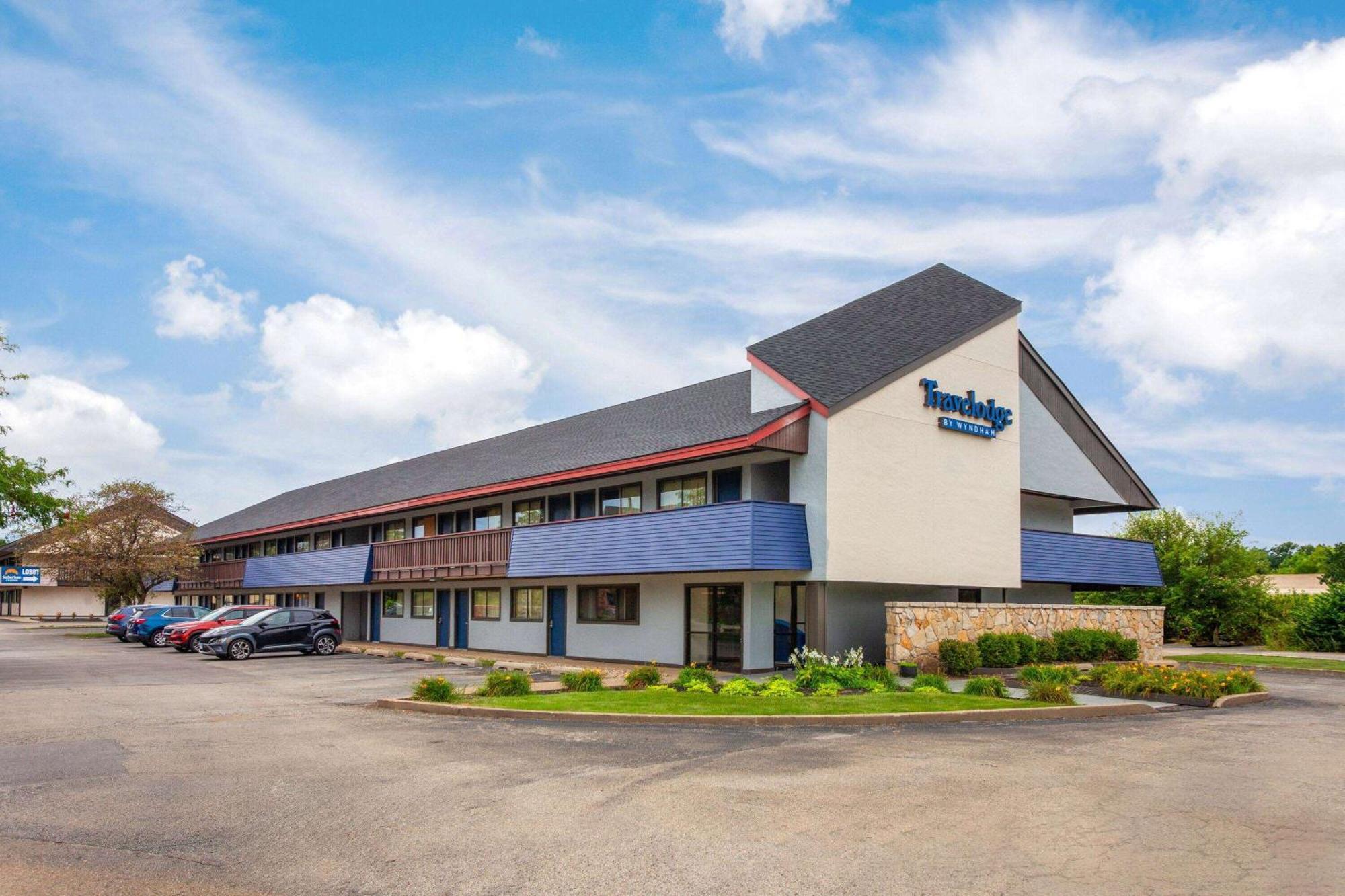 Travelodge By Wyndham Peoria Exterior photo